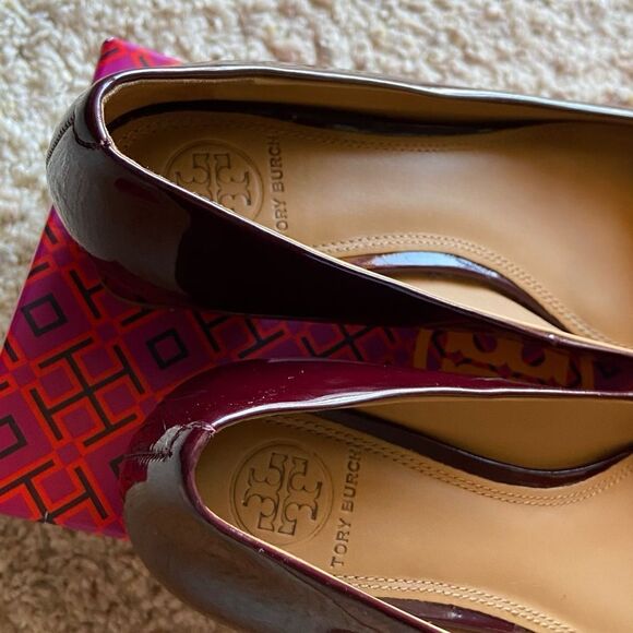 Tory Burch Gigi Burgundy Red Midi Heel Pump Size 7 - Picture 6 of 15